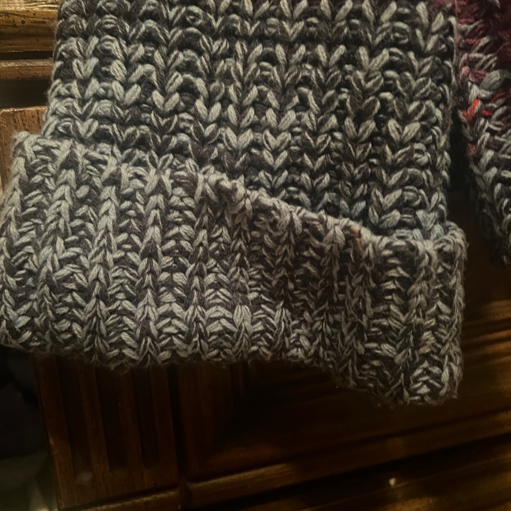 WOMENS COZY CROCHET SCOOPNECK MULTICOLORED SWEATER SIZE SMALL (LIKE NEW) - Picture 4 of 5